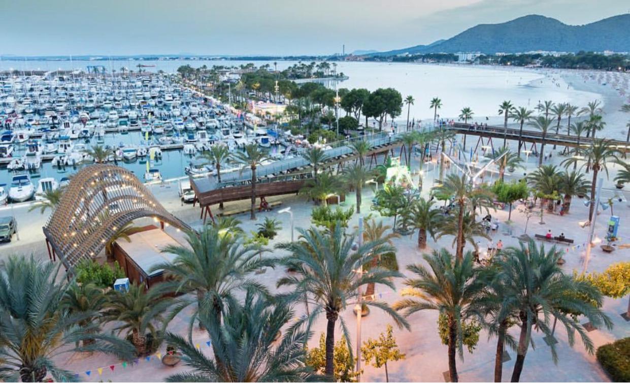 Aquamarina Beach Alcúdia Kültér fotó